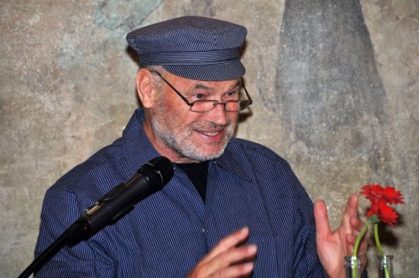 Altlandrat Eberhard Nuß bei der Literarischen Weinprobe 2018 im Rathaus Sommerhausen, Copyright: Marktgemeinde Sommerhausen